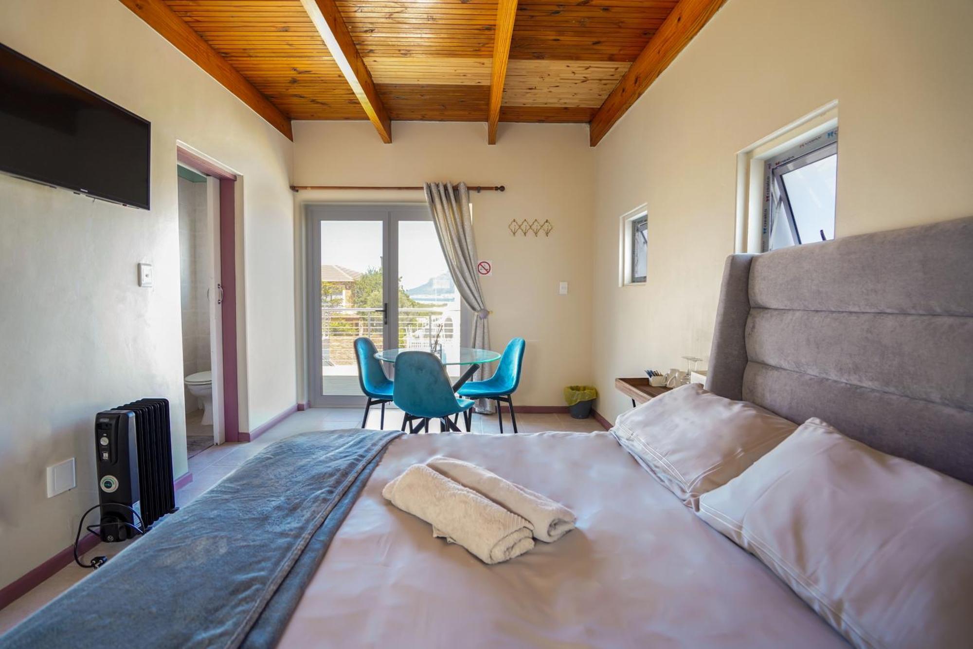 Ocean Vibes Guest house Cape Town
